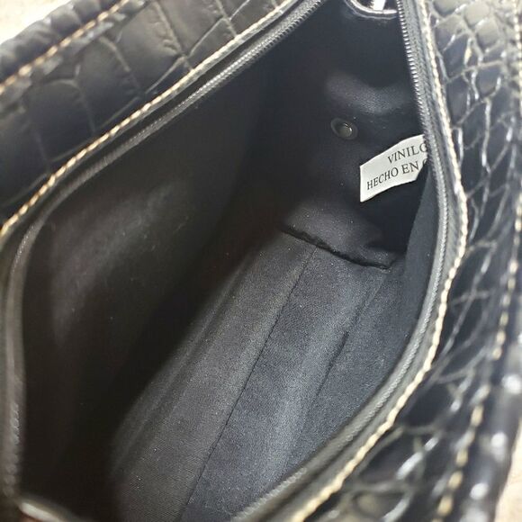 Black Faux Snake Embossed Vegan Leather Handbag - Picture 12 of 14